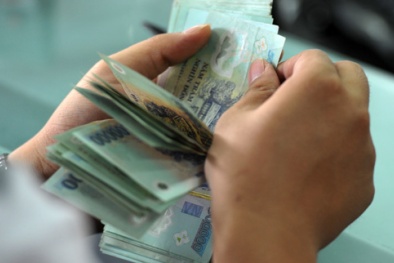 Vẫn được dùng tiền mặt mua bất động sản, ô tô...